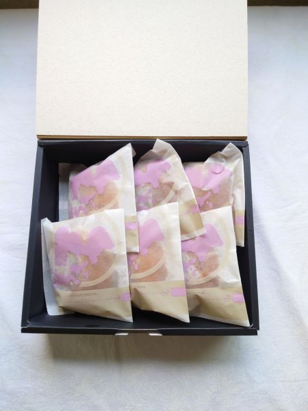 画像3: エミュー生どら焼き 4個入り　6個入り　10個入り (3)